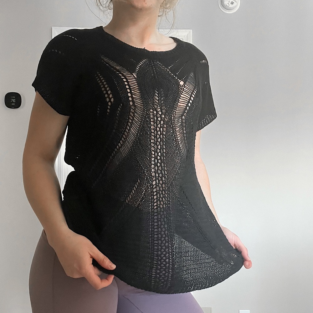 Y2K sheer/see through crochet top